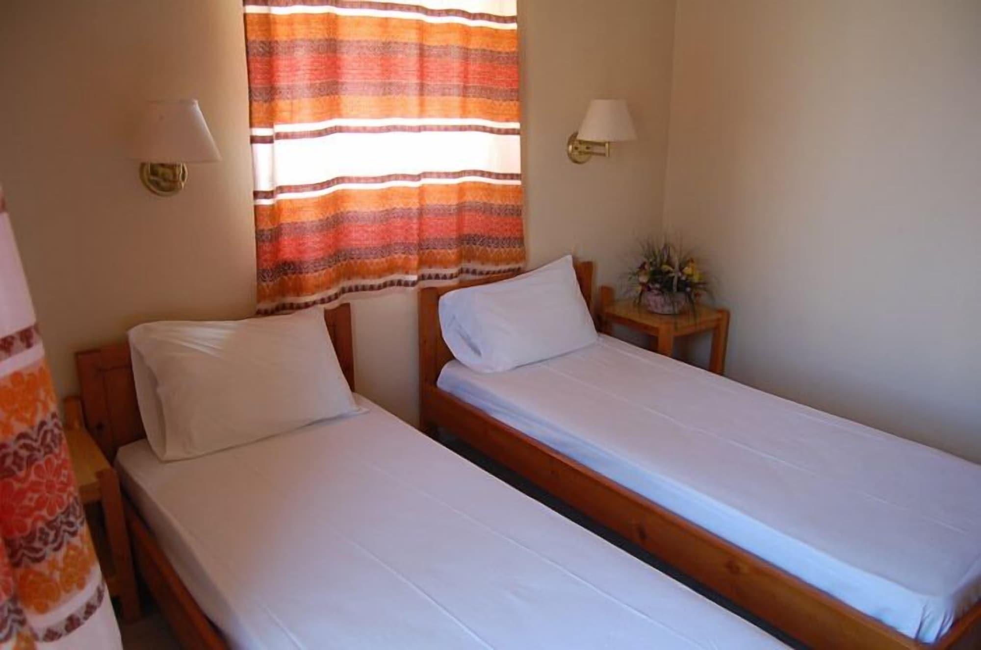 Haris Aparthotel