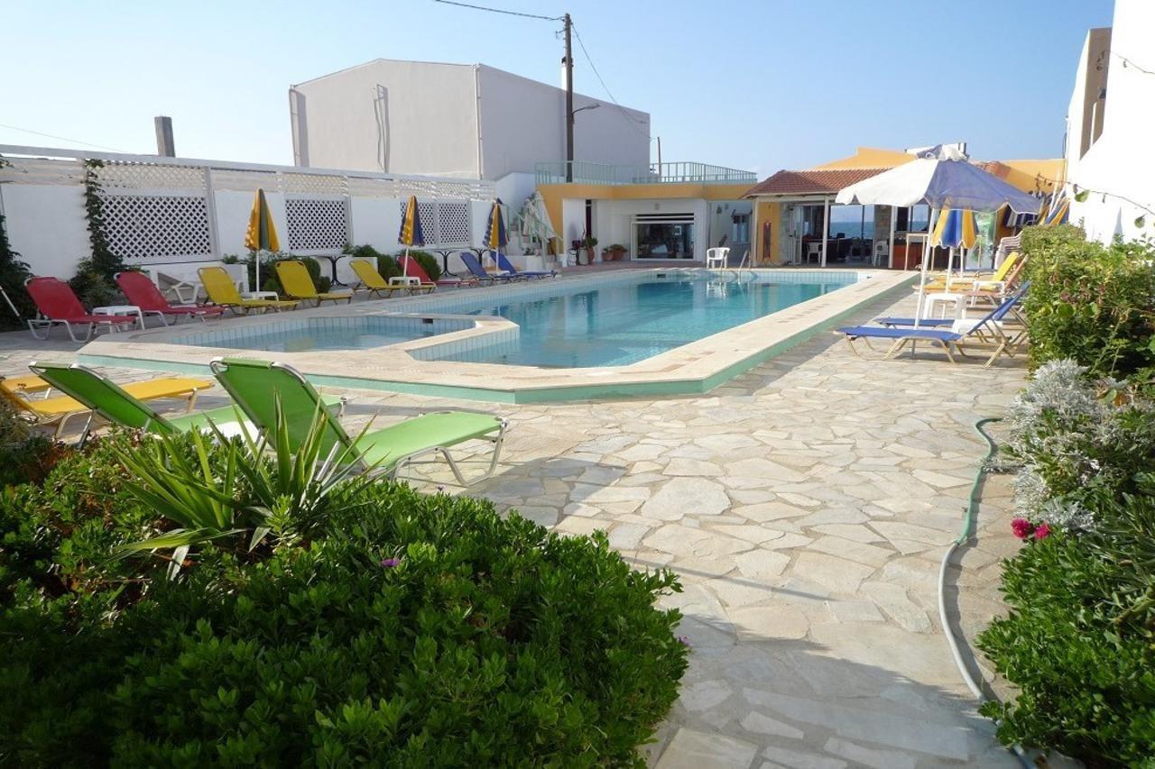 Aparthotel Haris