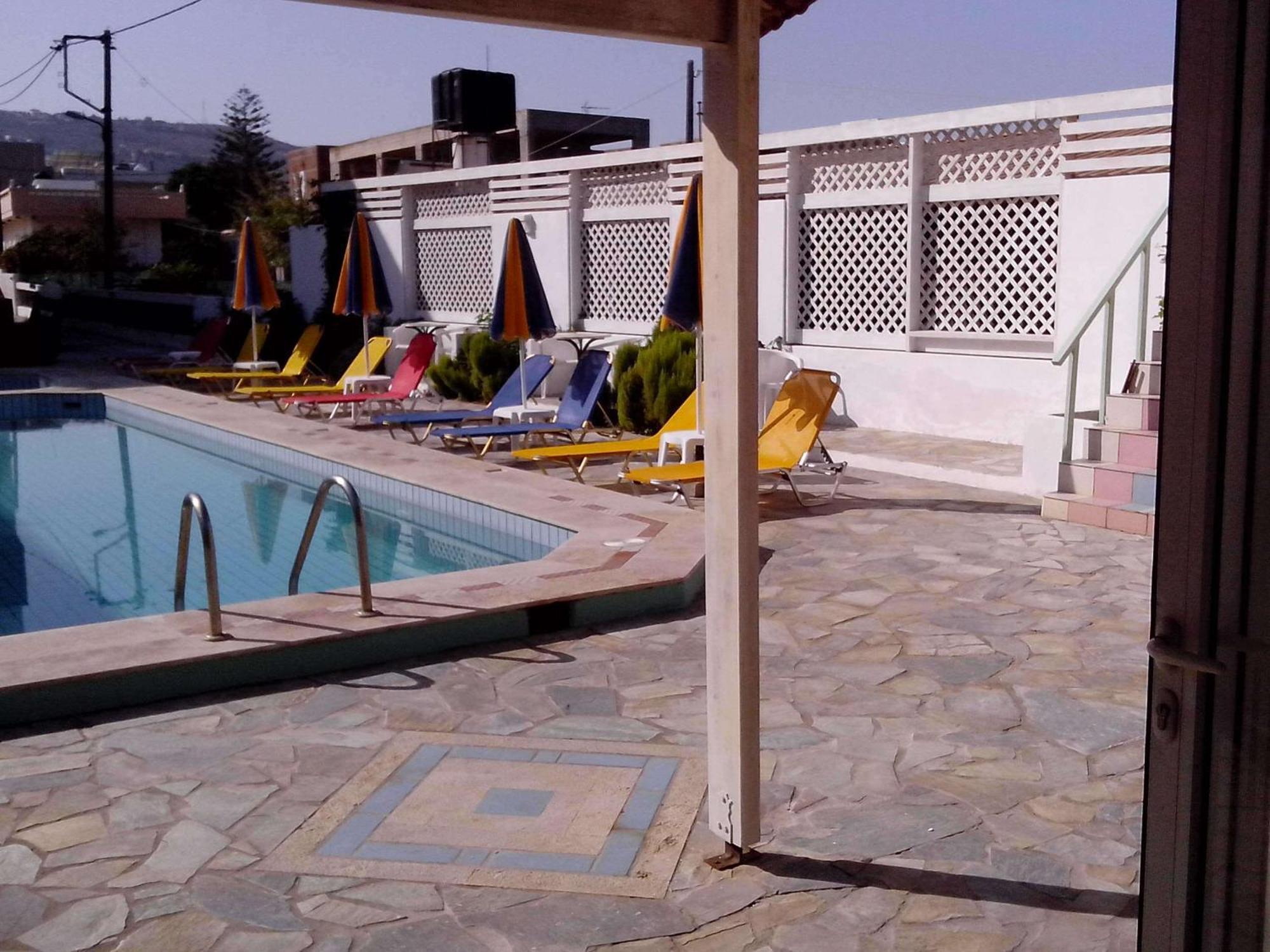 Aparthotel Haris