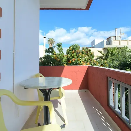 Haris Apartments Kokkini Hani Exterior photo