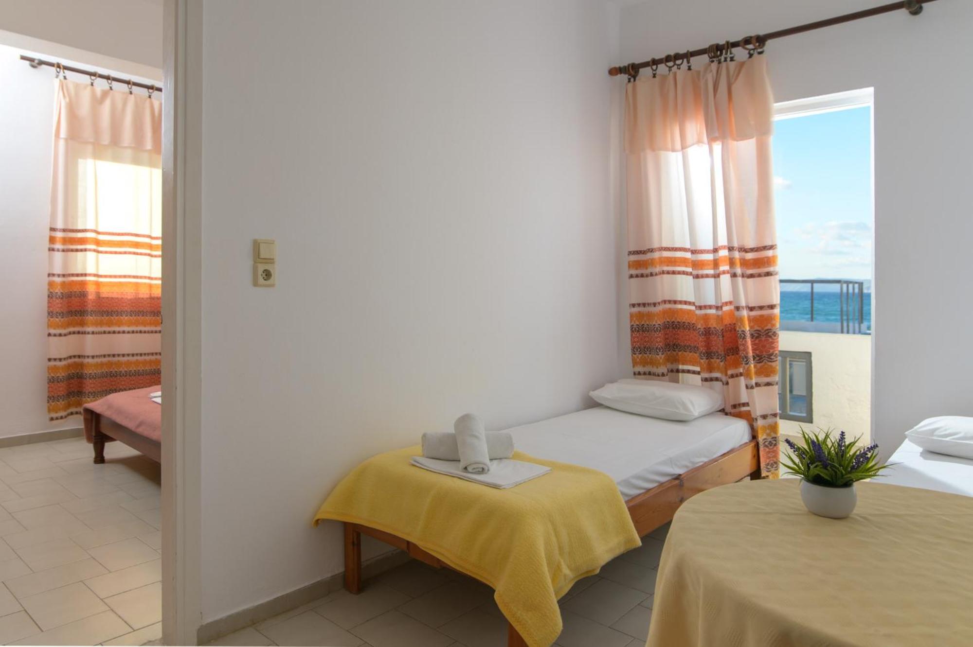 Aparthotel Haris 3*