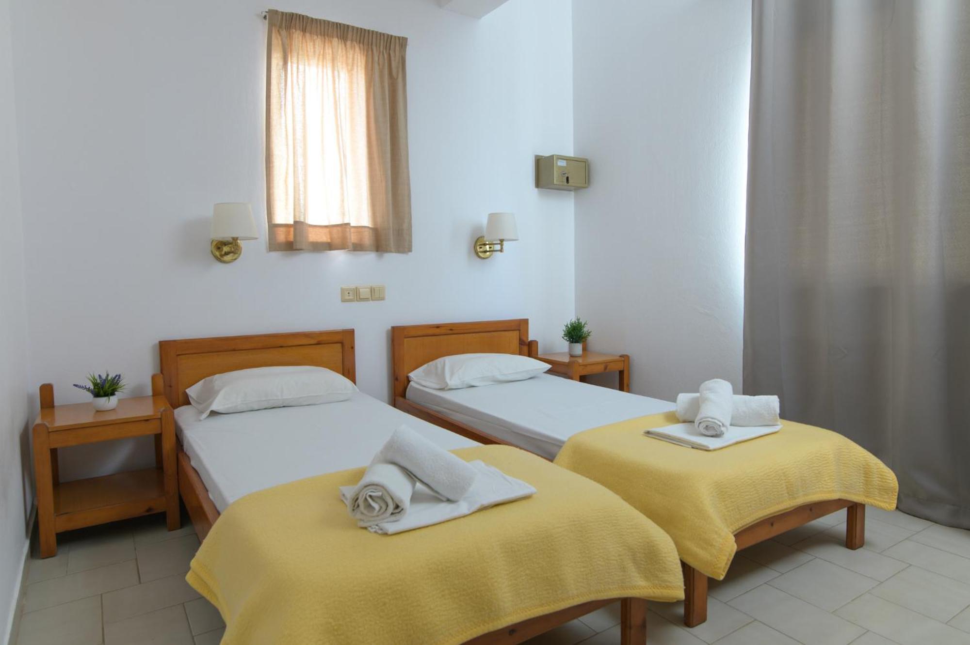 Haris Aparthotel 3*